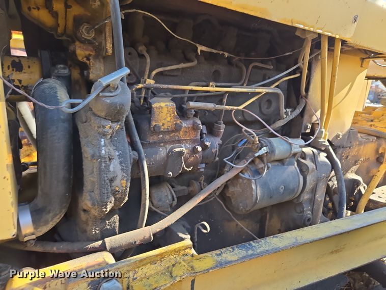 image for item DT7121 1982 Massey Ferguson 275 Tiger Special tractor