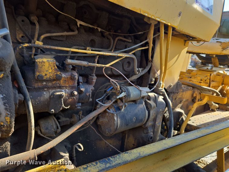 image for item DT7121 1982 Massey Ferguson 275 Tiger Special tractor