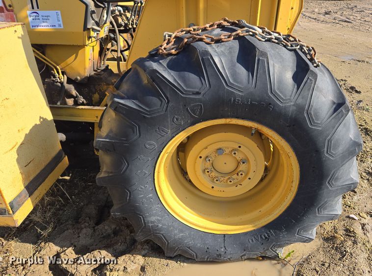 image for item DT7121 1982 Massey Ferguson 275 Tiger Special tractor