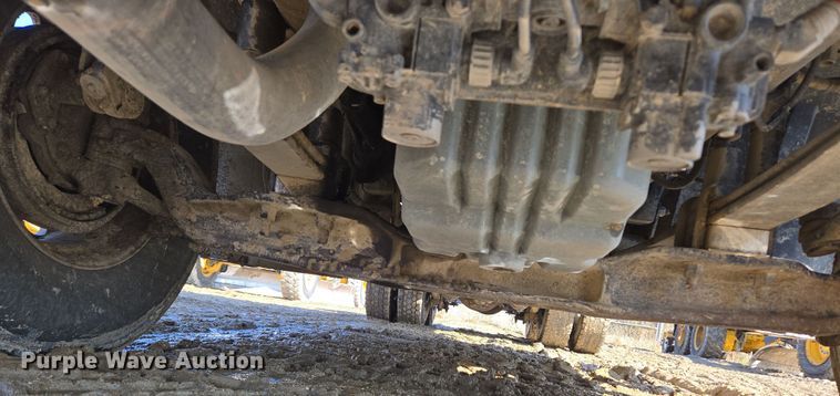 image for item DT7122 2005 Freightliner Century Class semi truck