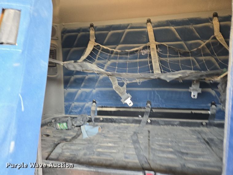 image for item DT7122 2005 Freightliner Century Class semi truck