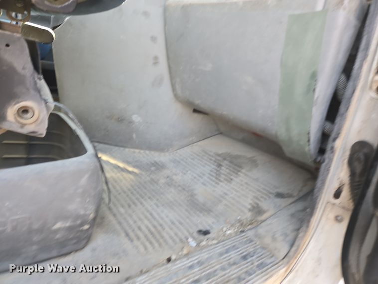 image for item DT7122 2005 Freightliner Century Class semi truck