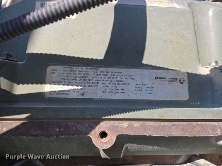 image for item DT7122 2005 Freightliner Century Class semi truck