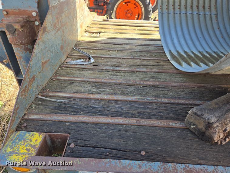 image for item DT7123 1955 Checker Cab M270A1 CCM21 drop deck equipment trailer