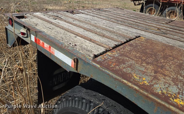 image for item DT7123 1955 Checker Cab M270A1 CCM21 drop deck equipment trailer