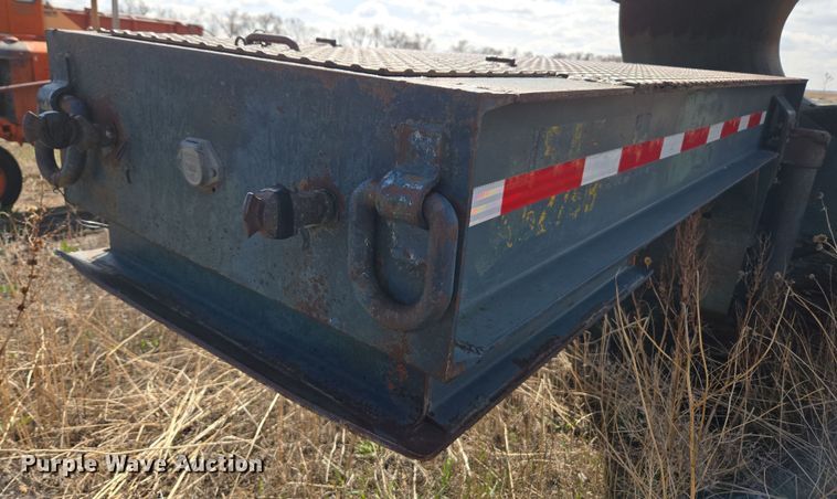 image for item DT7123 1955 Checker Cab M270A1 CCM21 drop deck equipment trailer