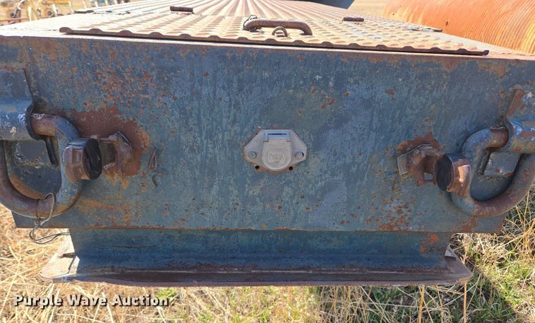 image for item DT7123 1955 Checker Cab M270A1 CCM21 drop deck equipment trailer