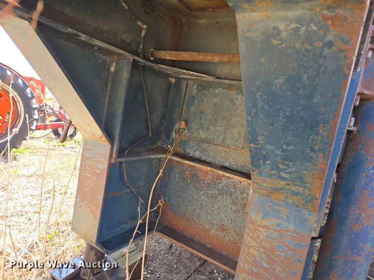 image for item DT7123 1955 Checker Cab M270A1 CCM21 drop deck equipment trailer