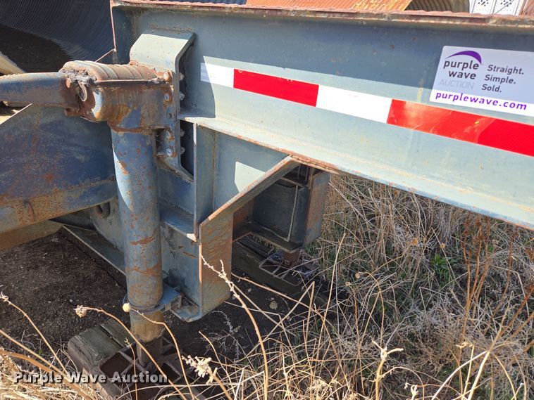 image for item DT7123 1955 Checker Cab M270A1 CCM21 drop deck equipment trailer