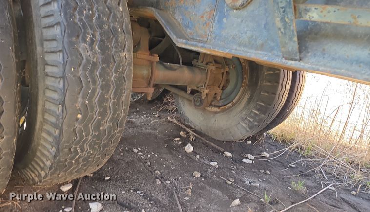 image for item DT7123 1955 Checker Cab M270A1 CCM21 drop deck equipment trailer