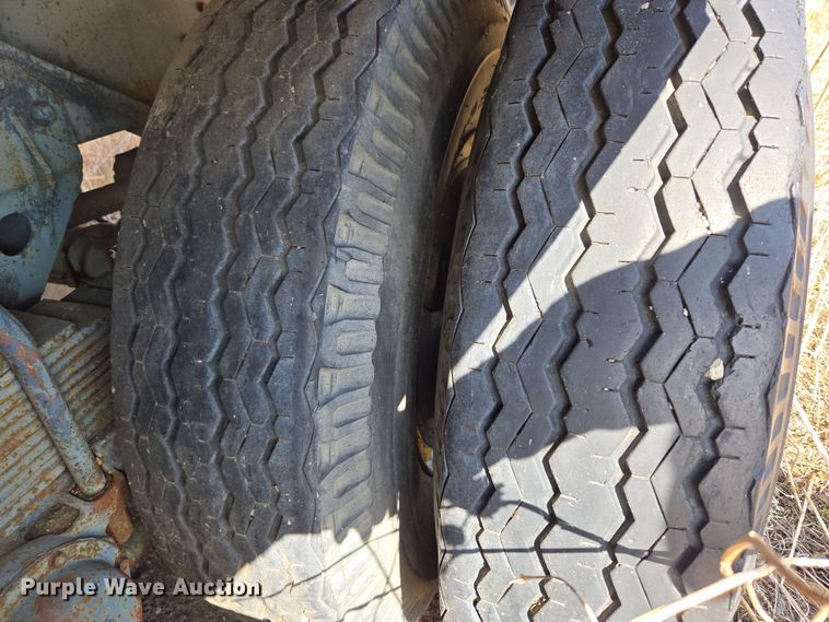 image for item DT7123 1955 Checker Cab M270A1 CCM21 drop deck equipment trailer