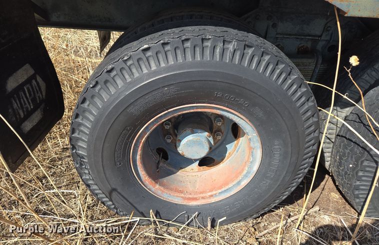 image for item DT7123 1955 Checker Cab M270A1 CCM21 drop deck equipment trailer