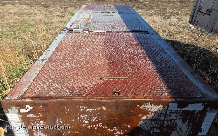 image for item DT7124 1979 Vulcan LBD-35 lowboy equipment trailer