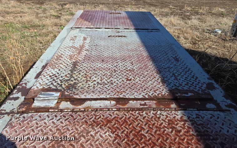 image for item DT7124 1979 Vulcan LBD-35 lowboy equipment trailer