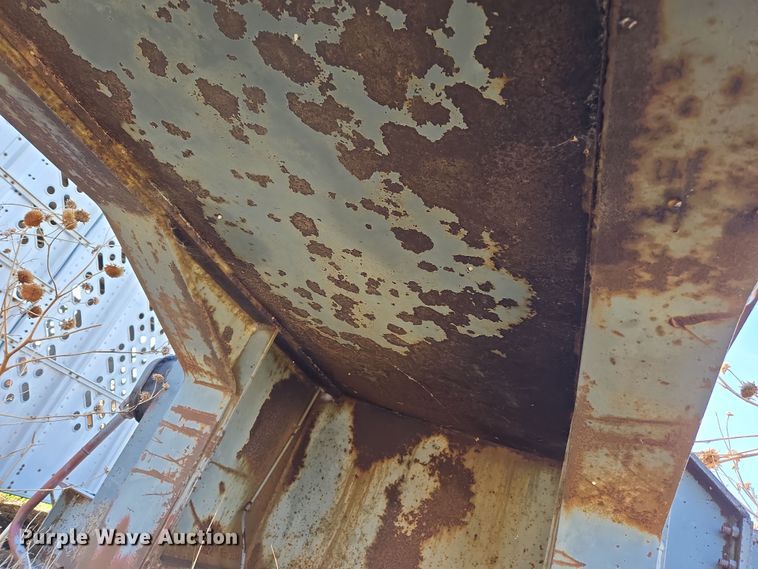 image for item DT7124 1979 Vulcan LBD-35 lowboy equipment trailer