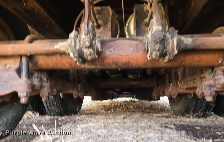 image for item DT7124 1979 Vulcan LBD-35 lowboy equipment trailer