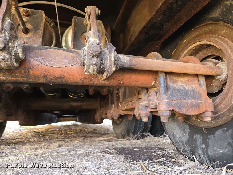 image for item DT7124 1979 Vulcan LBD-35 lowboy equipment trailer