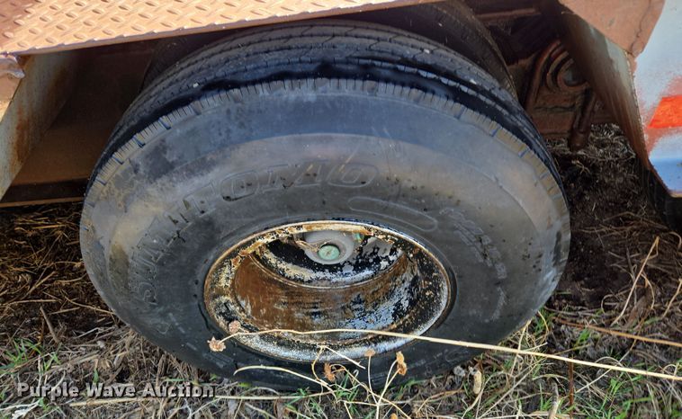 image for item DT7124 1979 Vulcan LBD-35 lowboy equipment trailer