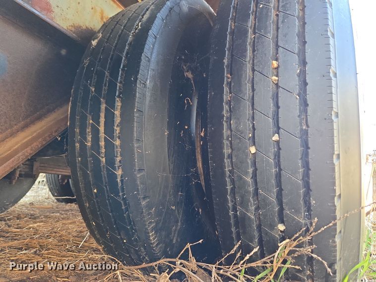 image for item DT7124 1979 Vulcan LBD-35 lowboy equipment trailer