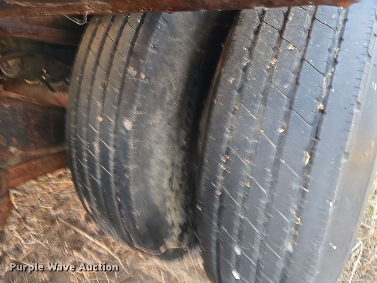 image for item DT7124 1979 Vulcan LBD-35 lowboy equipment trailer