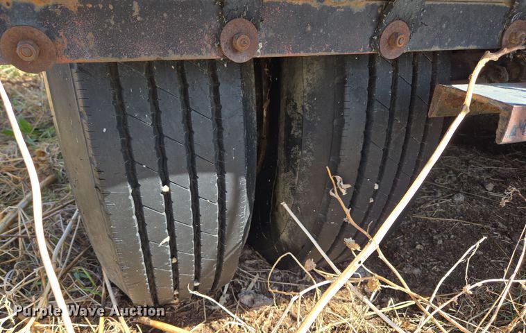 image for item DT7124 1979 Vulcan LBD-35 lowboy equipment trailer