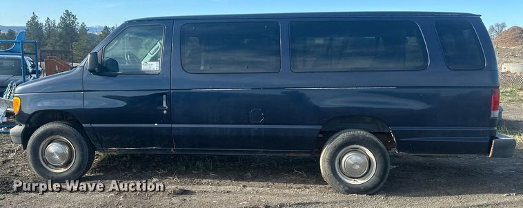 image for item DT7161 2003 Ford E350 van