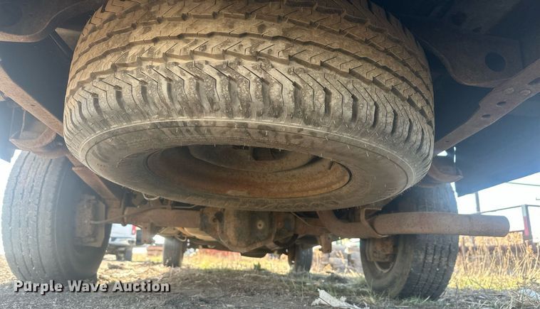 image for item DT7161 2003 Ford E350 van