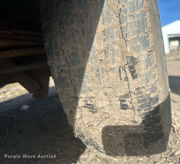 image for item DT7161 2003 Ford E350 van