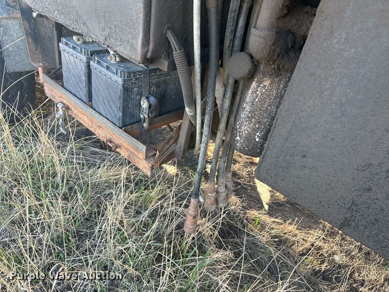 image for item DT7163 1988 Mack MR688S dump truck