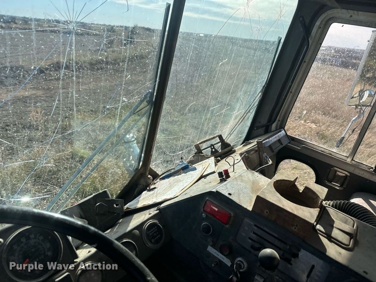 image for item DT7163 1988 Mack MR688S dump truck