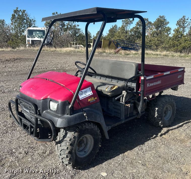 image for item DT7164 2003 Kawasaki Mule 3010 utility vehicle