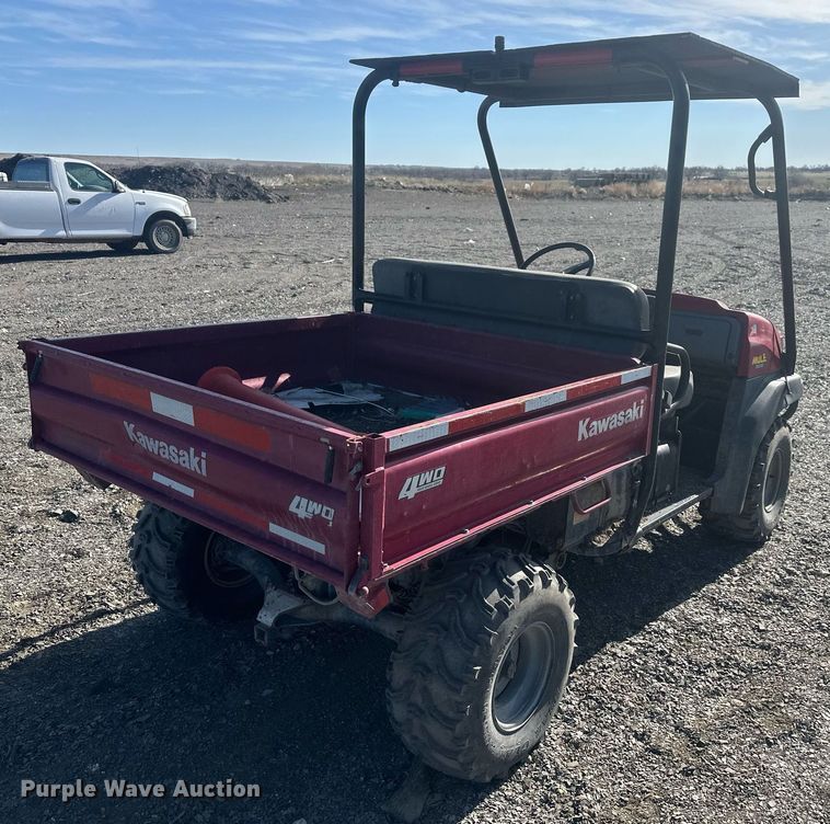 image for item DT7164 2003 Kawasaki Mule 3010 utility vehicle
