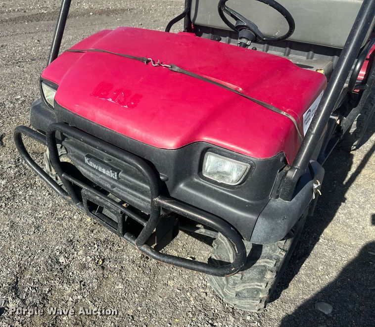 image for item DT7164 2003 Kawasaki Mule 3010 utility vehicle
