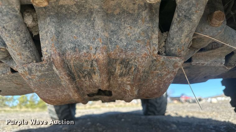 image for item DT7164 2003 Kawasaki Mule 3010 utility vehicle