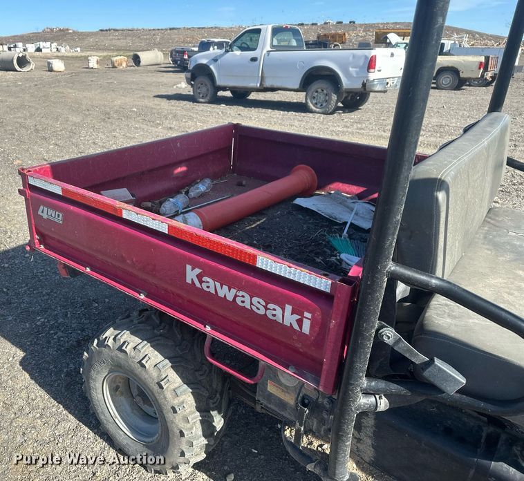 image for item DT7164 2003 Kawasaki Mule 3010 utility vehicle