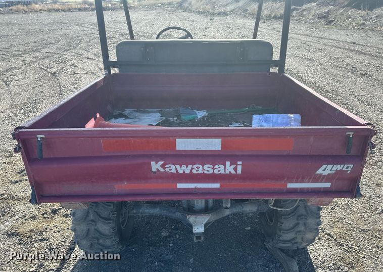 image for item DT7164 2003 Kawasaki Mule 3010 utility vehicle