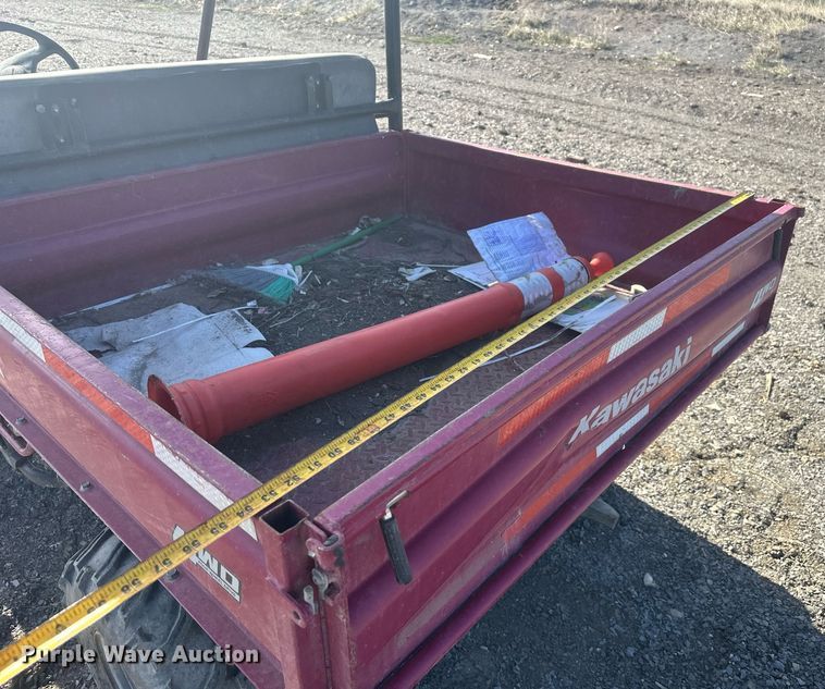 image for item DT7164 2003 Kawasaki Mule 3010 utility vehicle