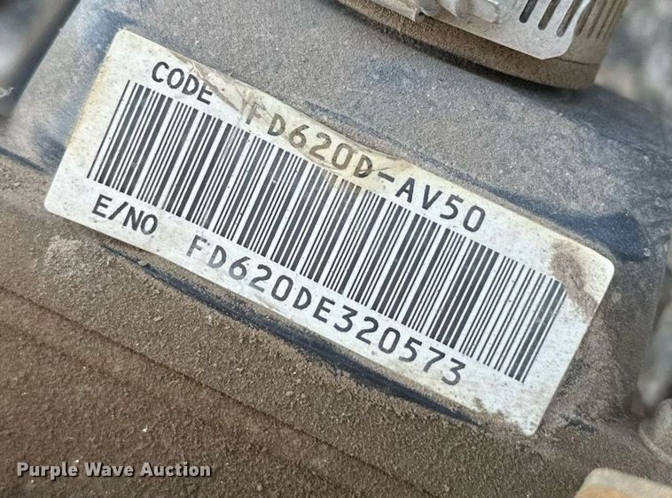 image for item DT7164 2003 Kawasaki Mule 3010 utility vehicle