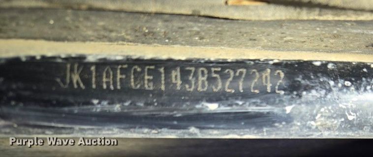 image for item DT7164 2003 Kawasaki Mule 3010 utility vehicle