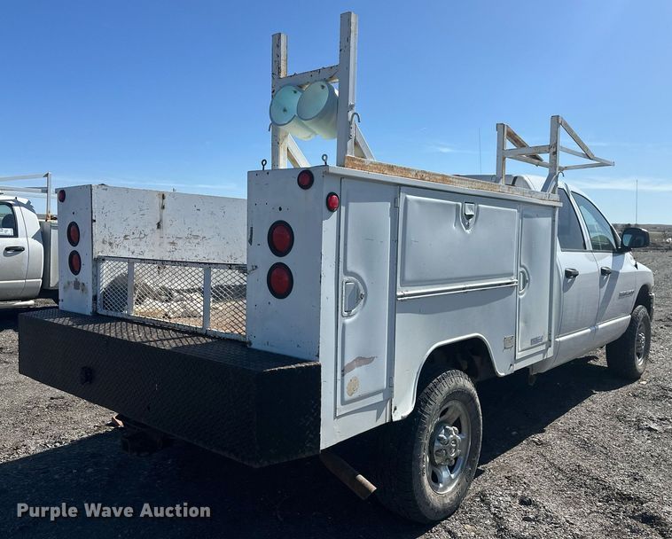 image for item DT7167 2004 Dodge Ram 2500 Quad Cab utility bed pickup truck