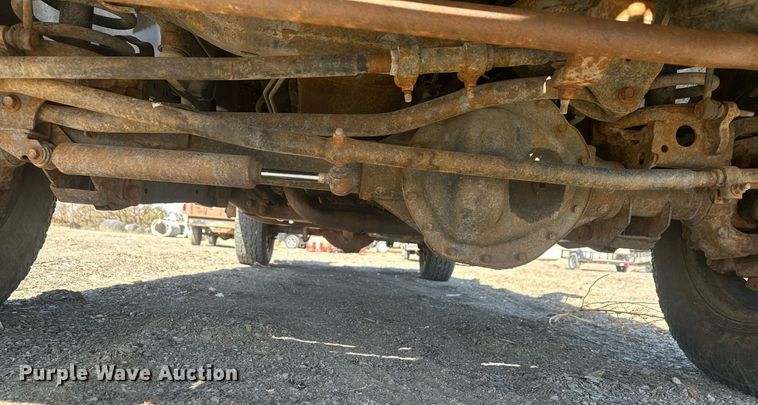 image for item DT7167 2004 Dodge Ram 2500 Quad Cab utility bed pickup truck