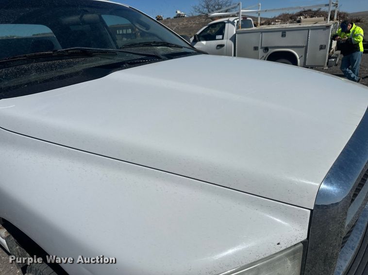 image for item DT7167 2004 Dodge Ram 2500 Quad Cab utility bed pickup truck