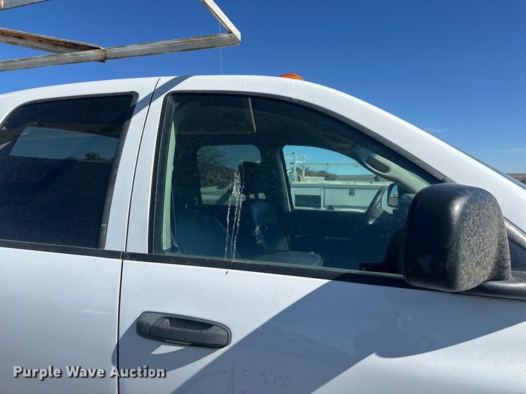 image for item DT7167 2004 Dodge Ram 2500 Quad Cab utility bed pickup truck