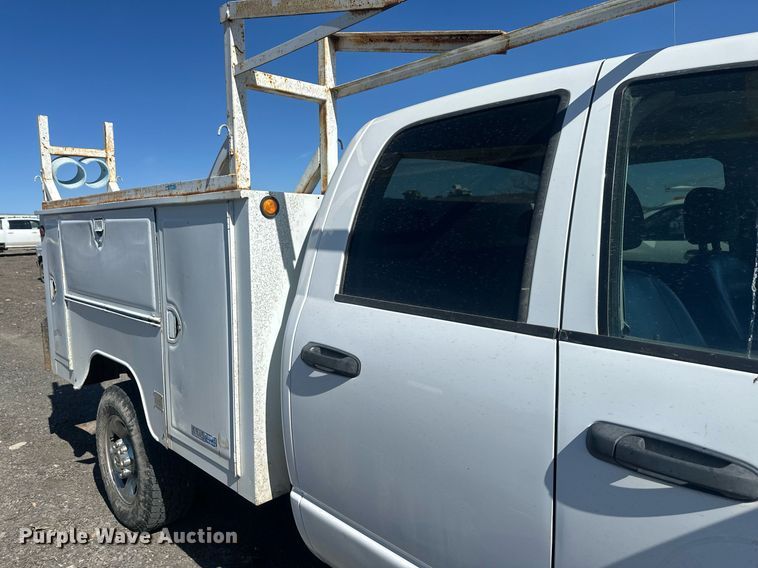 image for item DT7167 2004 Dodge Ram 2500 Quad Cab utility bed pickup truck