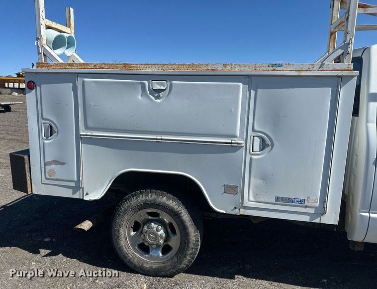image for item DT7167 2004 Dodge Ram 2500 Quad Cab utility bed pickup truck
