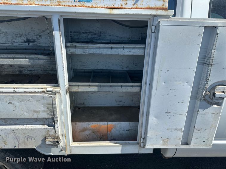 image for item DT7167 2004 Dodge Ram 2500 Quad Cab utility bed pickup truck