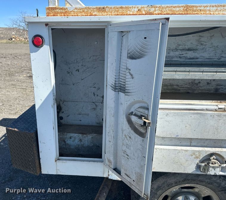 image for item DT7167 2004 Dodge Ram 2500 Quad Cab utility bed pickup truck