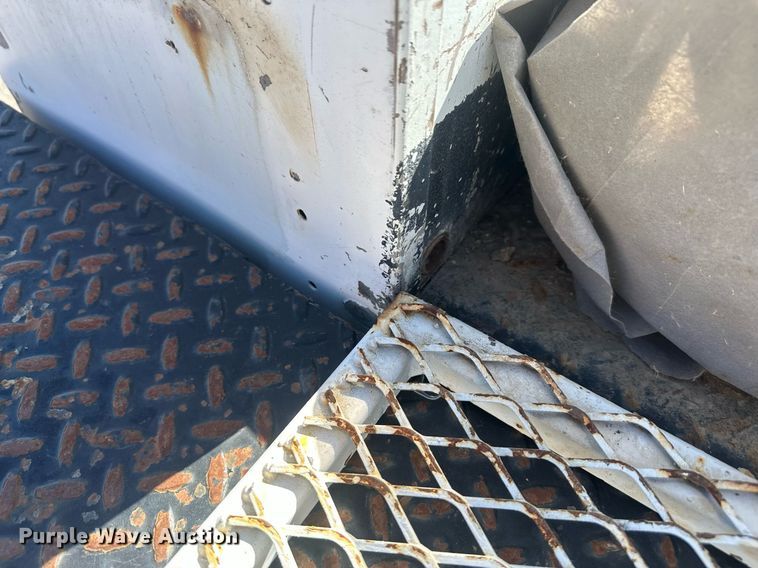 image for item DT7167 2004 Dodge Ram 2500 Quad Cab utility bed pickup truck