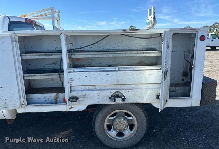 image for item DT7167 2004 Dodge Ram 2500 Quad Cab utility bed pickup truck