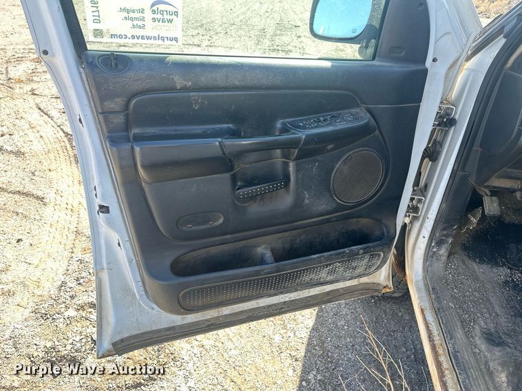 image for item DT7167 2004 Dodge Ram 2500 Quad Cab utility bed pickup truck